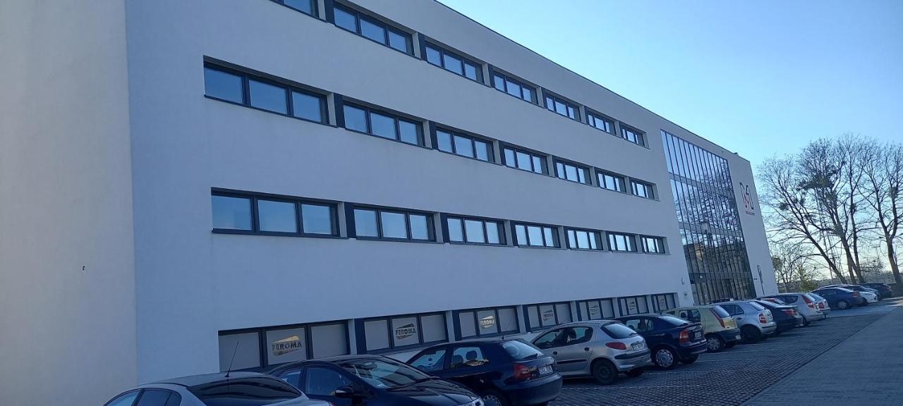 Przystanek Opole - Mikroapartamenty Esterno foto