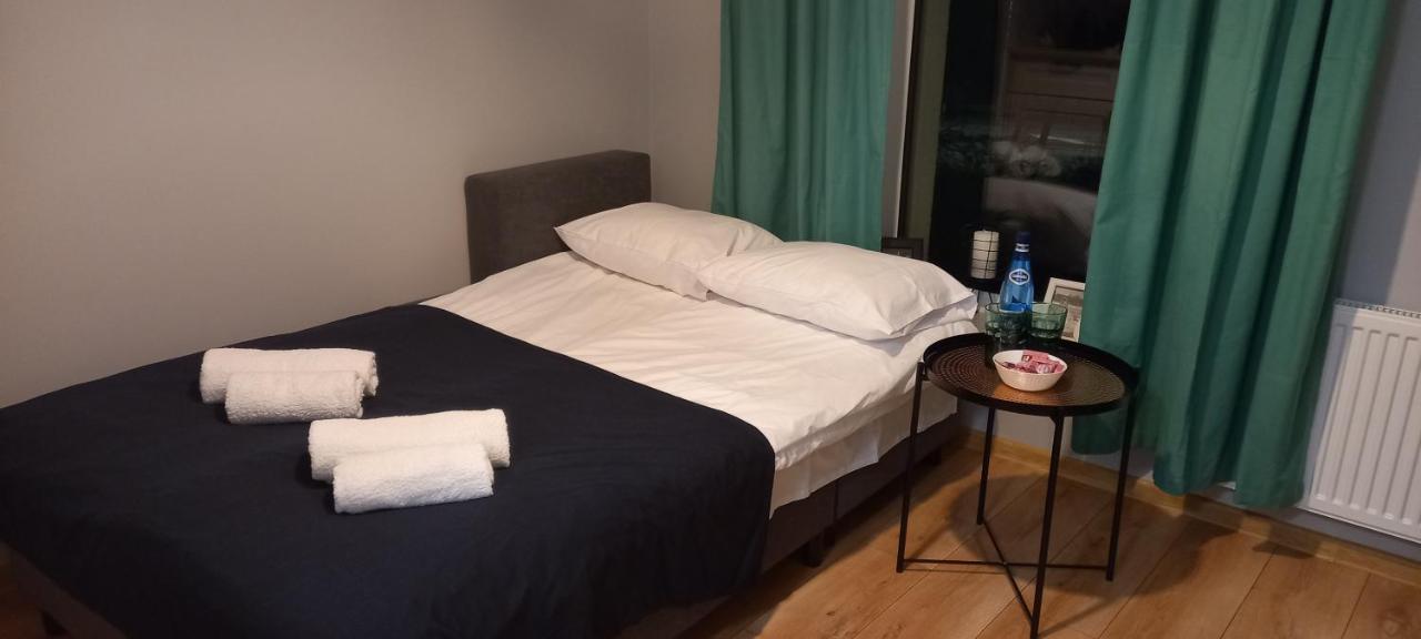 Przystanek Opole - Mikroapartamenty Esterno foto